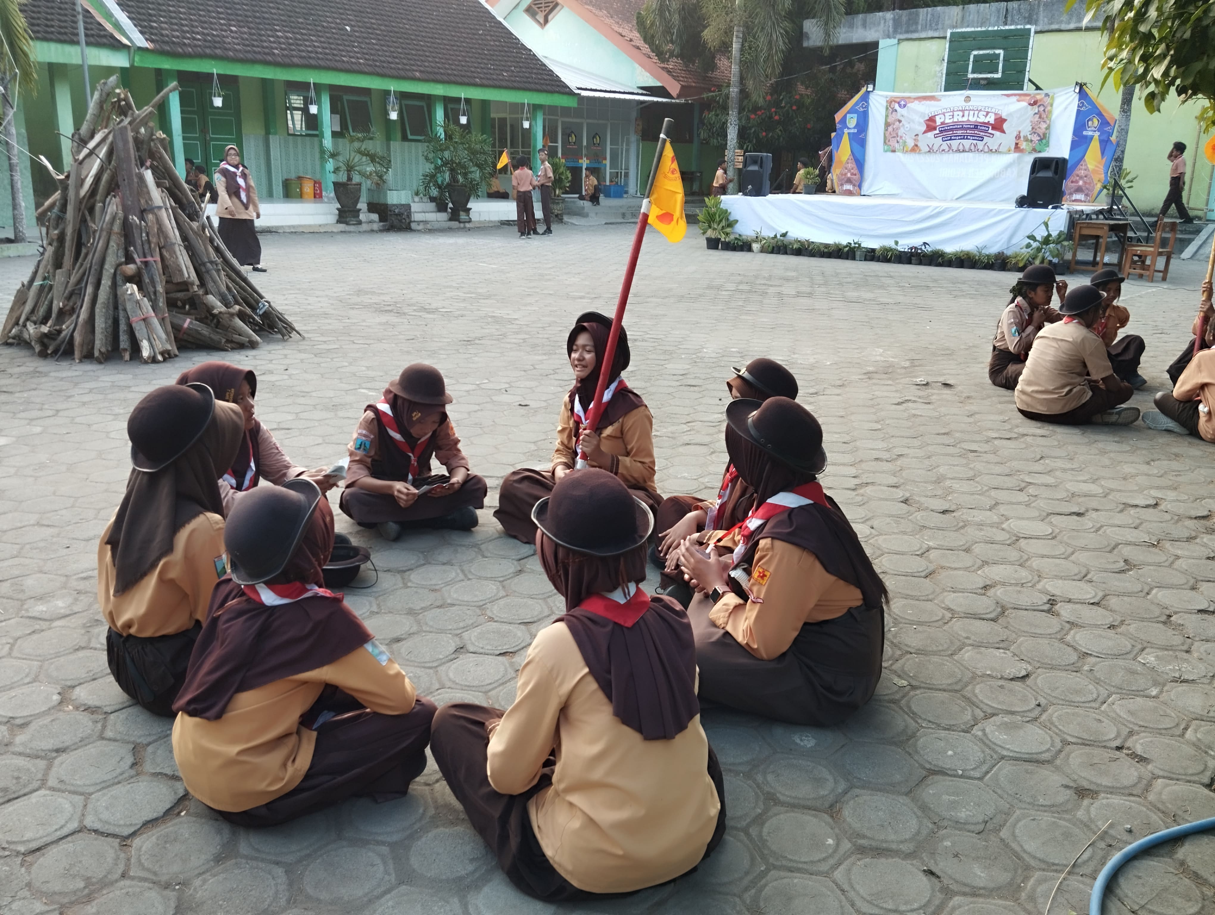 SMP Negeri 2 Ngancar Meriahkan Perjusa 2025